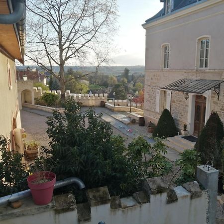 L'Annexe Du Chateau De Saint Genix Екстер'єр фото