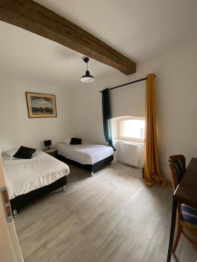 L'Annexe Du Chateau De Saint Genix Екстер'єр фото